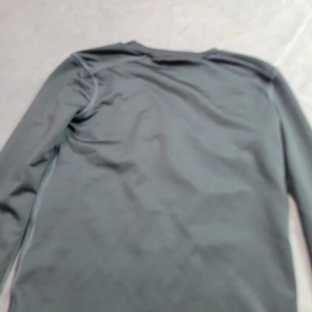Starter Kids Boys Black‎ Long Sleeve Compression Shirt Size M 8 Athletic Top